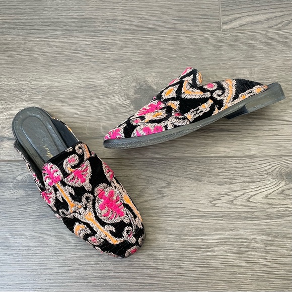 Free People Shoes - Picture 1 of 9